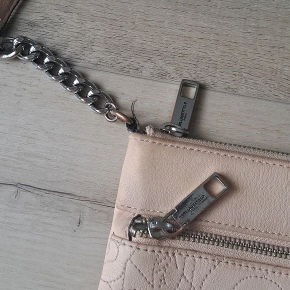 Karl Lagerfeld Purse - Picture 3 of 9